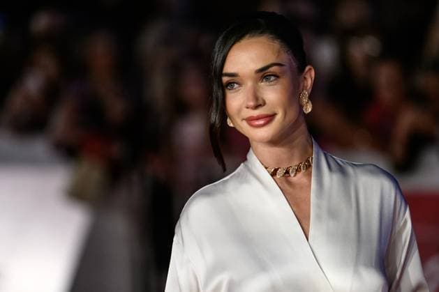 October 17, 2025, Rome, Italy: Amy Jackson attends the Sandokan red carpet during the 20th Rome Film Festival at Auditorium Parco della Musica in Rome (Italy), October 17, 2025. Rome Italy  - ZUMAi110 20251017_zna_i110_129 Copyright: xAndreaxStacciolix