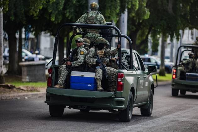 Two police officers were killed while on duty in Mexico CULIACAN, MEXICO - OCTOBER 17: Two police officers from the Culiacan Municipal Police, were killed on October 17, 2025 in Culiacan, Mexico. The attack was reported at 1:00 p.m., when an armed group intercepted the officers who were traveling in patrol unit 708.Minutes later, the alleged perpetrators were arrested by federal agents. Jesus Verdugo Anadolu Culiacan Mexico. Editorial use only. Please get in touch for any other usage.  Copyright: x2025xAnadoluxJesusxVerdugox