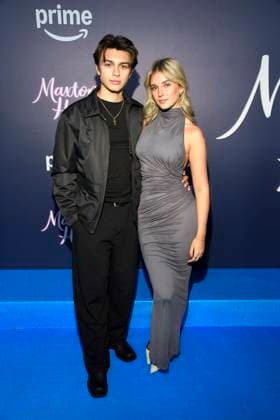 abb Maxton Hall- Noah Miguel Oechsle Rodriguez und Lara Sprengler zu Gast auf dem blauen Teppich bei der Premiere der Amazon Prime TV Serie Maxton Hall - Die Welt zwischen uns Staffel 2 im Tempodrom am 17.10.2025 in Berelin Berlin Deutschland
