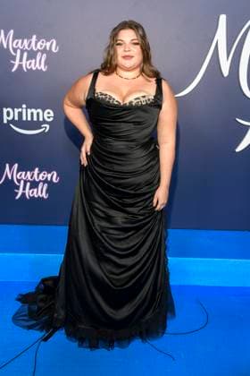 abb Maxton Hall- Runa Greiner zu Gast auf dem blauen Teppich bei der Premiere der Amazon Prime TV Serie Maxton Hall - Die Welt zwischen uns Staffel 2 im Tempodrom am 17.10.2025 in Berelin Berlin Deutschland