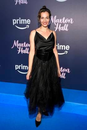 abb Maxton Hall- Dagny Dewath zu Gast auf dem blauen Teppich bei der Premiere der Amazon Prime TV Serie Maxton Hall - Die Welt zwischen uns Staffel 2 im Tempodrom am 17.10.2025 in Berelin Berlin Deutschland