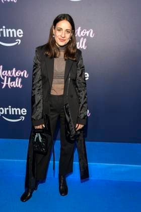 abb Maxton Hall- Gina Henkel zu Gast auf dem blauen Teppich bei der Premiere der Amazon Prime TV Serie Maxton Hall - Die Welt zwischen uns Staffel 2 im Tempodrom am 17.10.2025 in Berelin Berlin Deutschland