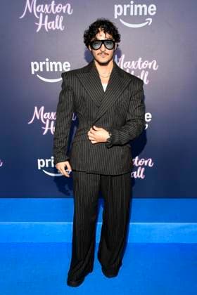abb Maxton Hall- Mehmet Daloglu zu Gast auf dem blauen Teppich bei der Premiere der Amazon Prime TV Serie Maxton Hall - Die Welt zwischen uns Staffel 2 im Tempodrom am 17.10.2025 in Berelin Berlin Deutschland