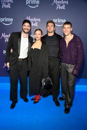 abb Maxton Hall- Fridolin Sandmeyer, Lilja van der Zwaag, Eric Cordes und Ben Felipe zu Gast auf dem blauen Teppich bei der Premiere der Amazon Prime TV Serie Maxton Hall - Die Welt zwischen uns Staffel 2 im Tempodrom am 17.10.2025 in Berelin Berlin Deutschland