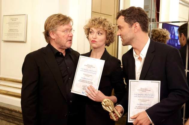 Justus von Dohnanyi, Lisa Wagner und Nils Strunk bei der 36. Verleihung des Hessischen Film- und Kinopreises 2025 in der Alten Oper. Frankfurt am Main, 17.10.2025