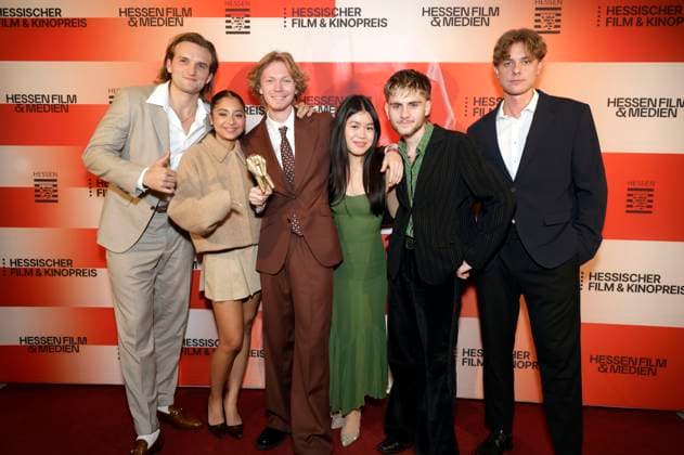 Ludger Bökelmann, Samirah Breuer, Filip Schnack, Tanya Nguyen, Florian Geißelmann und Jonas Ems bei der 36. Verleihung des Hessischen Film- und Kinopreises 2025 in der Alten Oper. Frankfurt am Main, 17.10.2025
