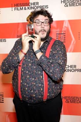 Axel Ranisch bei der 36. Verleihung des Hessischen Film- und Kinopreises 2025 in der Alten Oper. Frankfurt am Main, 17.10.2025