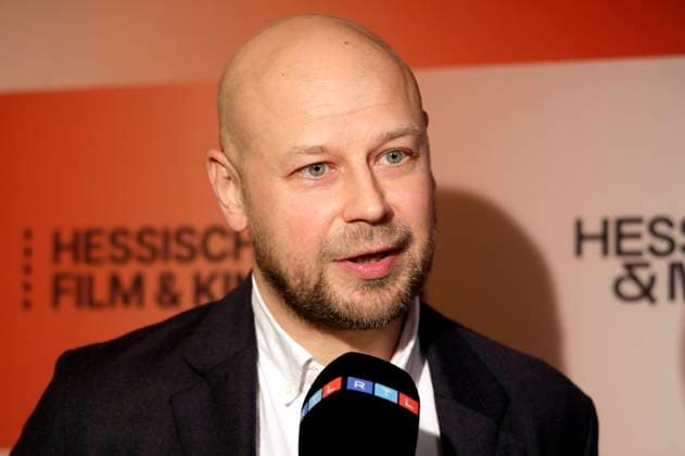 Marcin Wierzchowski bei der 36. Verleihung des Hessischen Film- und Kinopreises 2025 in der Alten Oper. Frankfurt am Main, 17.10.2025