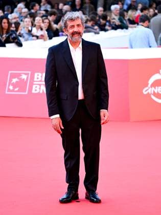 Rome: Roma Cinema Fest 2025, day 4 - Red carpet for the film Anatomy of an Instant. Pictured is Alberto Rodriguez. Rome  - ZUMAp169 20251018_zea_p169_802 Copyright: xMaurizioxD Avanzox
