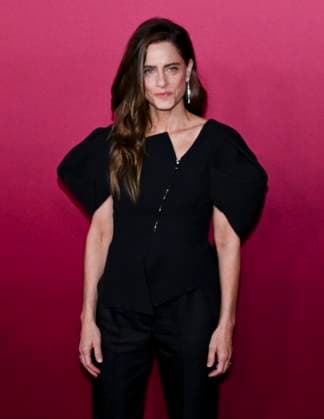October 16, 2025, West Hollywood, California, USA: AMANDA PEET attends the World Premiere Of Hulu s All s Fair West Hollywood USA - ZUMAb173 20251016_aap_b173_262 Copyright: xBillyxBennightx