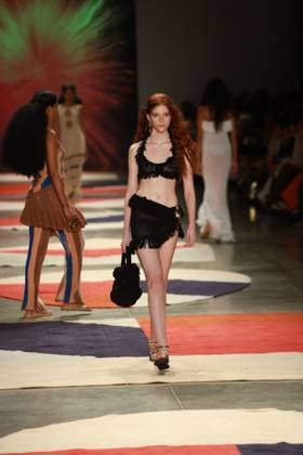 atelie mao de mae fashion show at spfw Sao Paulo (SP), 10 18 2025 - fashion fashion show atelie Mao de Mae fashion show by the brand Atelie Mao de Mae at Sao Paulo Fashion Week - SPFW N60, at Pacubra in Ibirapuera Park in Sao Paulo, this Saturday, October 18, 2025. (Foto: Fabricio Bomjardim Thenews2 imago images) atelie mao de mae fashion show at spfw  Copyright: xFABRICIOxBOMJARDIMx