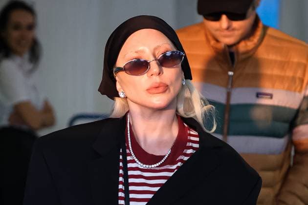 Lady Gaga Celebrity Sightings In Milan Lady Gaga arrives at Linate Prime airport for the two Italian stages of The Mayhem Ball Tour at the Unipol Forum in Milan, on October 18, 2025, in Milan, Italy. Milan Italy  Copyright: xAlessandroxBremecx originalFilename: bremec-ladygaga251018_npYJy.jpg