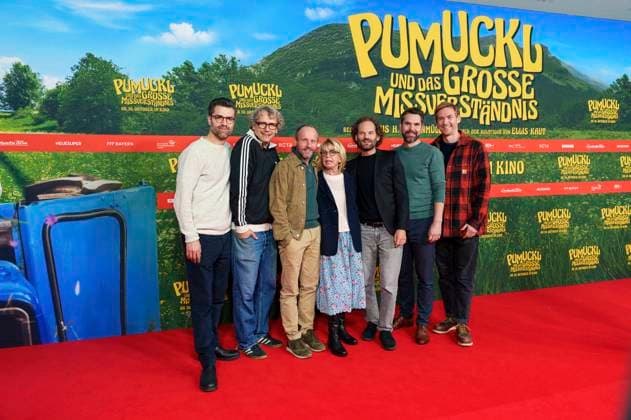 Simon Amberger, Marcus H. Rosenmüller, Florian Brückner, Gisela Schneeberger, Maximilian Schafroth, Korbinian Dufter und Rafael Parente bei der Premiere des Kinofilms Pumuckl und das große Missverständnis im Mathäser Filmpalast. München, 19.10.2025