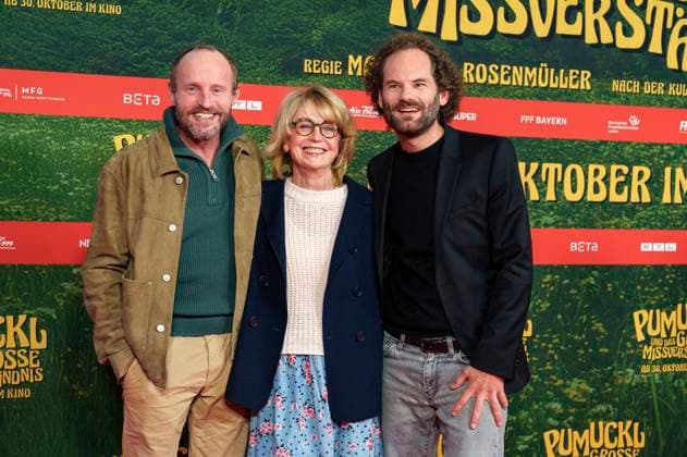 Florian Brückner, Gisela Schneeberger und Maximilian Schafroth bei der Premiere des Kinofilms Pumuckl und das große Missverständnis im Mathäser Filmpalast. München, 19.10.2025