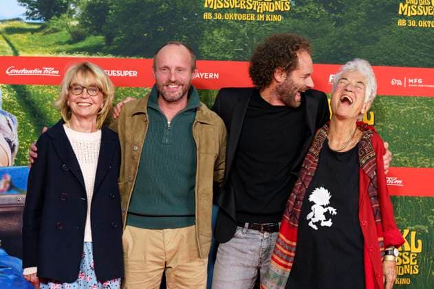 Gisela Schneeberger, Florian Brückner, Maximilian Schafroth und Barbara von Johnson bei der Premiere des Kinofilms Pumuckl und das große Missverständnis im Mathäser Filmpalast. München, 19.10.2025