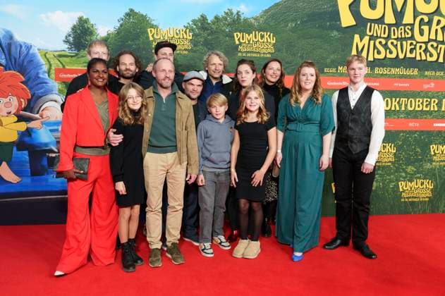 Cast und Team bei der Premiere des Kinofilms Pumuckl und das große Missverständnis im Mathäser Filmpalast. München, 19.10.2025