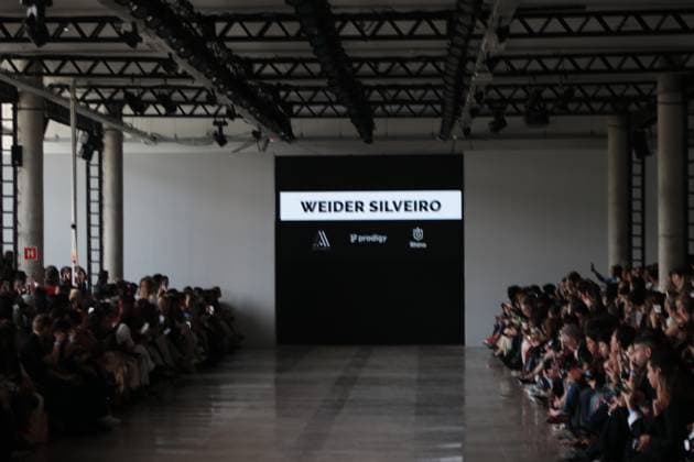SaO PAULO, SP - 20.10.2025: SPFW N60 - SPFW N60 takes place between the 16th and 20th, at Pacubra, Brazilian Cultures Pavilion, in Sao Paulo. The Weider Silveiro brand will be parading on Monday afternoon (20). x2828416x  AngÃ licaxAlves