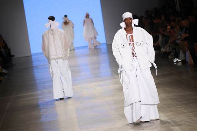 Martins fashion show at SPFW No. 60 in Sao Paulo Sao Paulo (SP), 10 20 2025 - fashion show Martins - Martins fashion show, at Sao Paulo Fashion Week - SPFW N60, at Pacubra in Ibirapuera Park in Sao Paulo, this Monday, October 20, 2025. (Foto: Leco Viana Thenews2 imago images) Martins fashion show at SPFW No. 60 in Sao Paulo  Copyright: xLecoxVianax