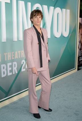 Regretting You Premiere - Los Angeles, USA LOS ANGELES, USA. October 20, 2025: Mason Thames at the premiere for Regretting You at the Paramount Theatre. Los Angeles CA USA  Copyright: xPaulxSmith Featureflashx