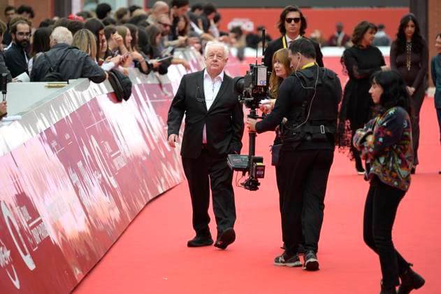 Jim Sheridan bei der Premiere des Kinofilms Re-creation auf dem 20. Internationalen Filmfestival von Rom Festa del Cinema di Roma 2025 im Auditorium Parco della Musica. Rom, 20.10.2025