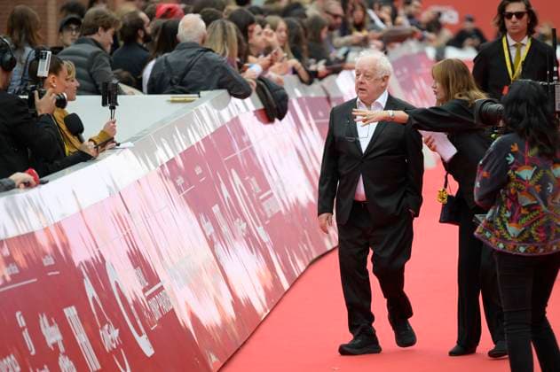 Jim Sheridan bei der Premiere des Kinofilms Re-creation auf dem 20. Internationalen Filmfestival von Rom Festa del Cinema di Roma 2025 im Auditorium Parco della Musica. Rom, 20.10.2025
