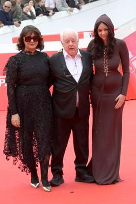 Zahara Moufid, Jim Sheridan und Amira Clodagh Sheridan bei der Premiere des Kinofilms Re-creation auf dem 20. Internationalen Filmfestival von Rom Festa del Cinema di Roma 2025 im Auditorium Parco della Musica. Rom, 20.10.2025
