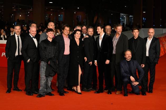 News - Rome Film Festival 2025 Diego Migeni, Matteo Cirillo, Nicolo Giacalone, Giorgio Fleretti, Massimiliano Vado, Giampiero Judica, Stefano Rossi Giordani, Monica Guerritore, Claudio Vanni, Cristiano Piacenti, Leonardo Buttaroni, Gian Maria Sainato, Marco Simeoli, Robert Madison, Alessandro Di Somma, Edoardo Purgatori and Antonio Zavatteri attend the red carpet of the movie Anna during the 20th Rome Film Fest at Auditorium Parco della Musica on October 20, 2025 in Rome, Italy. Rome Auditorium Parco della Musica Italy Copyright: xFabrizioxCorradettix xLiveMediax LPN_2093300