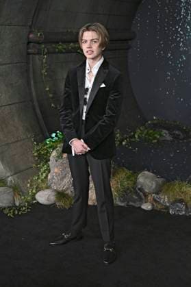 Mikkal Karim-Fidler bei der Premiere der HBO-Serie It: Welcome to Derry auf dem Warner Bros. Studio Gelnnde. Burbank, 20.10.2025