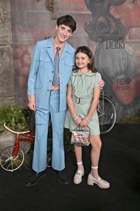 Jack Molloy Legault und Matilda Legault bei der Premiere der HBO-Serie It: Welcome to Derry auf dem Warner Bros. Studio Gelnnde. Burbank, 20.10.2025