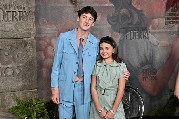 Jack Molloy Legault und Matilda Legault bei der Premiere der HBO-Serie It: Welcome to Derry auf dem Warner Bros. Studio Gelnnde. Burbank, 20.10.2025