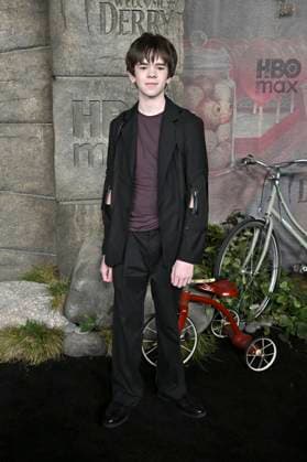 Miles Eckhart bei der Premiere der HBO-Serie It: Welcome to Derry auf dem Warner Bros. Studio Gelnnde. Burbank, 20.10.2025