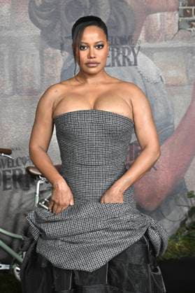 Taylour Paige bei der Premiere der HBO-Serie It: Welcome to Derry auf dem Warner Bros. Studio Gelnnde. Burbank, 20.10.2025