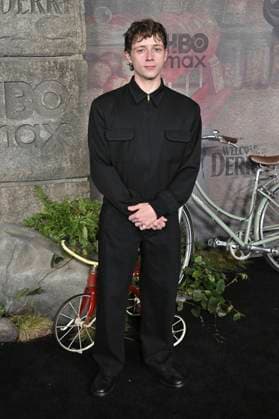 Gerran Howell bei der Premiere der HBO-Serie It: Welcome to Derry auf dem Warner Bros. Studio Gelnnde. Burbank, 20.10.2025