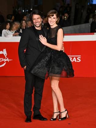 Rome Cinema Fest 2025, evening 7 - World s Best Movie red carpet. Pictured: Diana Del Bufalo with her boyfriend Patrizio  Copyright: xMaurizioxD Avanzox xipa-agency.netx xDxAvanzo Provvisionatox IPA_Agency_IPA66900318