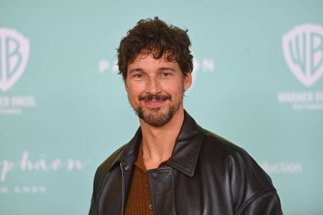 Florian David FITZ (Schauspieler), Einzelbild,angeschnittenes Einzelmotiv,Portrait,Portraet. Weltpremiere von NO HIT WONDER am 21.10.2025 im Mathaeser Kino in Muenchen.