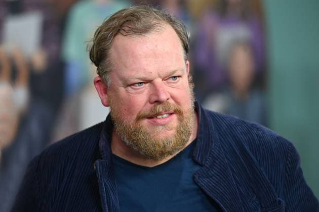 Benrd HUELSCHER (Schauspieler), Einzelbild,angeschnittenes Einzelmotiv,Portrait,Portraet. Weltpremiere von NO HIT WONDER am 21.10.2025 im Mathaeser Kino in Muenchen.