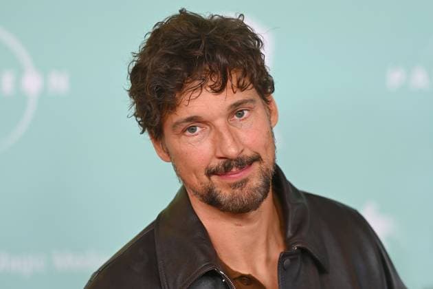 Florian David FITZ (Schauspieler), Einzelbild,angeschnittenes Einzelmotiv,Portrait,Portraet. Weltpremiere von NO HIT WONDER am 21.10.2025 im Mathaeser Kino in Muenchen.