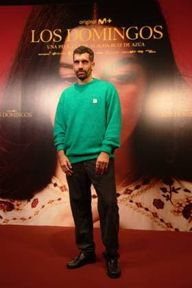 Red carpet of the film Los Domingos at the MK2 Cine Paz in Madrid - 21 Oct 2025 Actor Tamar Novas attends the red carpet of the film Los Domingos at the MK2 Cine Paz in Madrid. Madrid Spain Copyright: xMarcoxBaradax xSOPAxImagesx MBA_5023