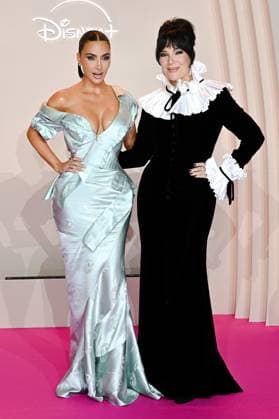 Premiere de la serie All s Fair Disney a Paris Kim Kardashian, Kris Jenner attend the All s Fair Disney Premiere at Maison de La Chimie on October 21, 2025 in Paris 449906 2025 10 21 Paris France  Copyright: xLionelxGuericolasx xStarfacex STAR_449906_216