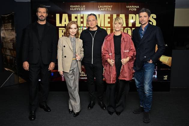 La Femme La Plus Riche Du Monde Premiere Laurent Lafitte, Isabelle Huppert, Thierry Klifa, Marina Fois and Raphael Personnaz attending the La Femme La Plus Riche Du Monde Premiere at the UGC Cine Cite Les Halles in Paris, France on October 21, 2025. Photo by Aurore Marechal ABACAPRESS.COM Paris France  Copyright: xMarechalxAurore ABACAx