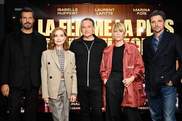 La Femme La Plus Riche Du Monde Premiere Laurent Lafitte, Isabelle Huppert, Thierry Klifa, Marina Fois and Raphael Personnaz attending the La Femme La Plus Riche Du Monde Premiere at the UGC Cine Cite Les Halles in Paris, France on October 21, 2025. Photo by Aurore Marechal ABACAPRESS.COM Paris France  Copyright: xMarechalxAurore ABACAx