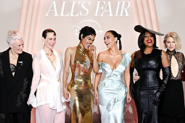 Premiere de la serie All s Fair Disney a Paris Glenn Close, Sarah Paulson, Teyana Taylor, Kim Kardashian, Niecy Nash Betts, and Naomi Watts attend the All s Fair Disney Premiere at Maison de La Chimie on October 21, 2025 in Paris 449906 2025 10 21 Paris France  Copyright: xLionelxGuericolasx xStarfacex STAR_449906_264
