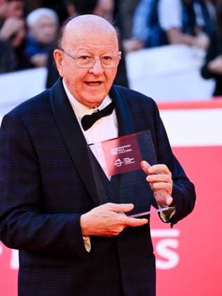 Rome, Italy, Italy: Roma Cinema Fest 2025 evening 8 - premiere TRIBUTE TO THE 80s AND 90s In the photo: Massimo Boldi Rome Italy  - ZUMAp169 20251022_zea_p169_640 Copyright: xMaurizioxD Avanzox