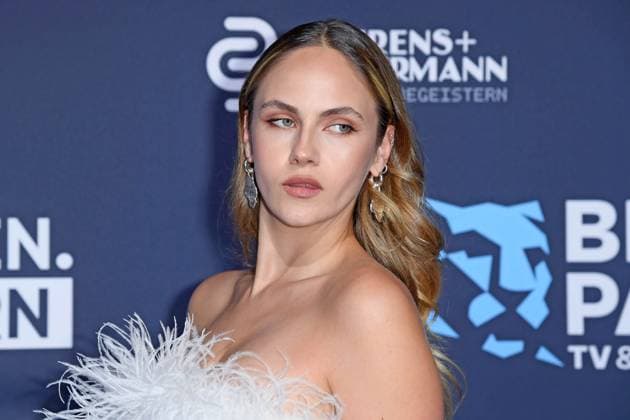 Elena Carriere - Verleihung BLAUER PANTHER - TV & STREAMING AWARD 2025 in der BMW Welt in München am 22.10.2025