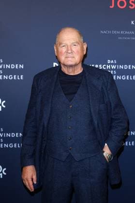 Premiere - Das Verschwinden des Josef Mengele - Burghart Klaußner bei der Premiere des Kinofilms Das Verschwinden des Josef Mengele im Delphi-Filmpalast am 22.10.2025 in Berlin. Copyright: xEventpressxKochanx