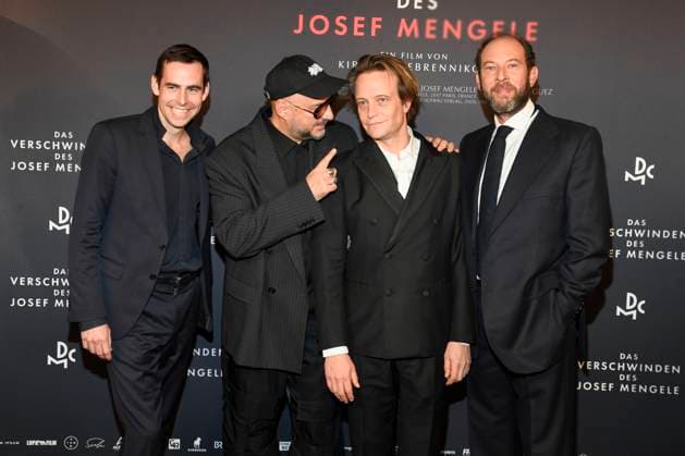 abb Mengele- Felix von Boehm, Kirill Serebrennikov, August Diehl und Olivier Guez Gast auf dem Roten Teppich bei der Kino Film Premiere DAS VERSCHWINDEN DES JOSEF MENGELE im Delphi Filmpalast am 22.11.2025 in Berlin Berlin Deutschland