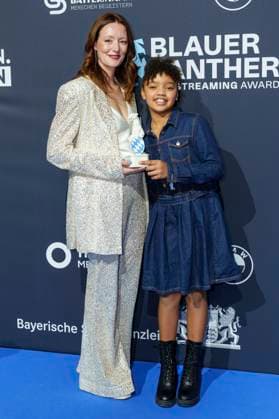 Lavinia Wilson und Mary Tölle bei der Verleihung vom Blauer Panther - TV & Streaming Award 2025 in der BMW Welt. München, 22.10.2025