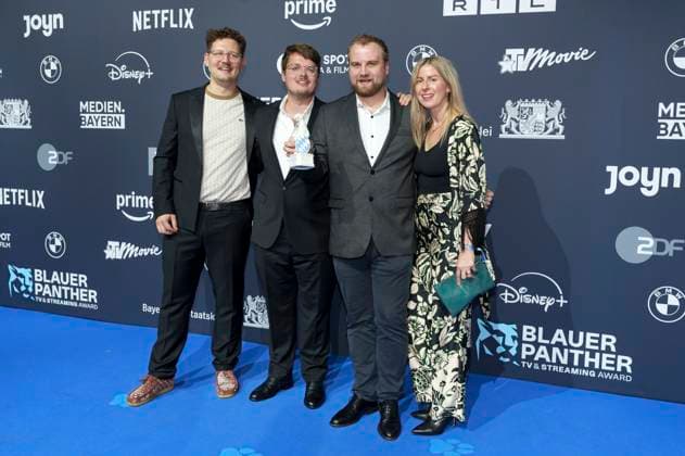 Marius Beck und Gäste bei der Verleihung vom Blauer Panther - TV & Streaming Award 2025 in der BMW Welt. München, 22.10.2025