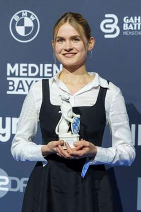 Marie Lina Smyrek bei der Verleihung vom Blauer Panther - TV & Streaming Award 2025 in der BMW Welt. München, 22.10.2025