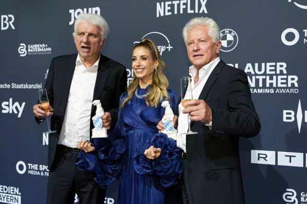 Miroslav Nemec, Cathy Hummels und Udo Wachtveitl bei der Verleihung vom Blauer Panther - TV & Streaming Award 2025 in der BMW Welt. München, 22.10.2025